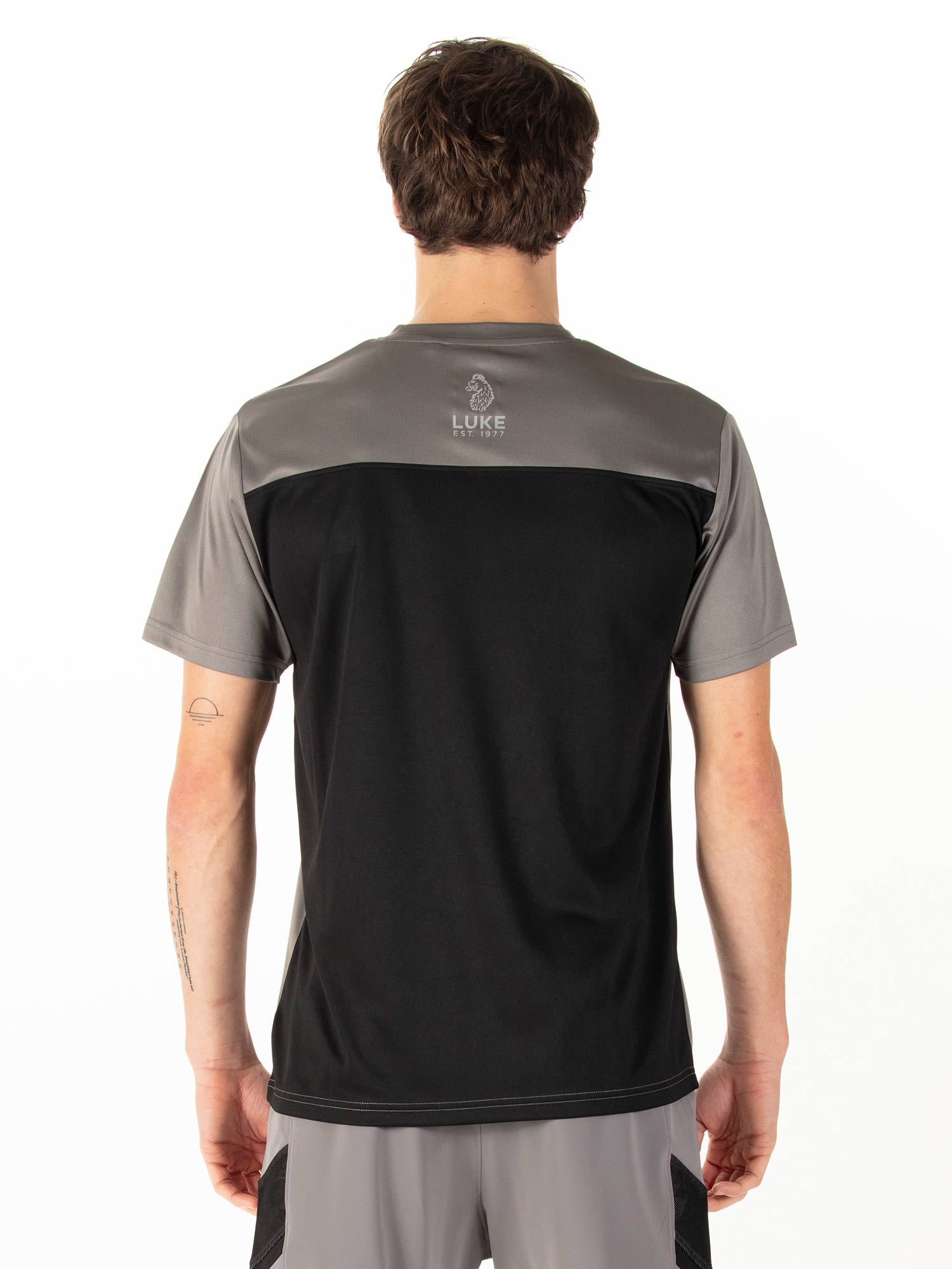 luke 1977 m790160 peak performance t shirt concrete