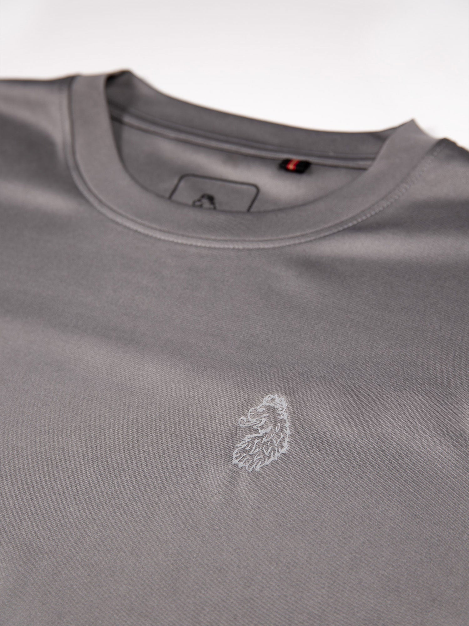 luke 1977 m790160 peak performance t shirt concrete